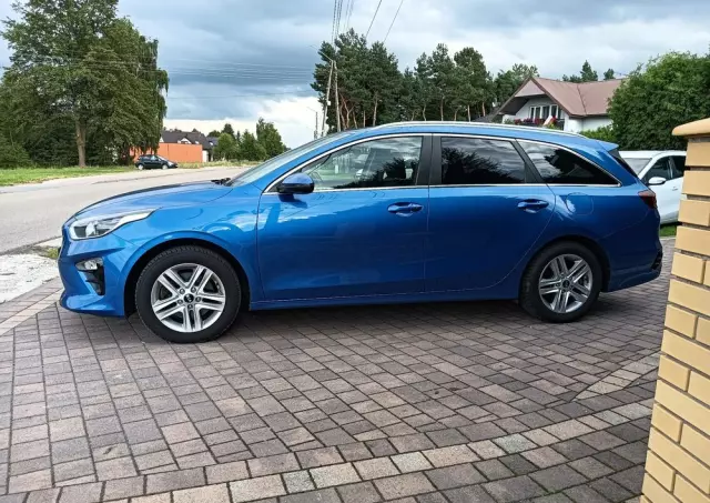 KIA Ceed 1.4 T-GDI L Business Line