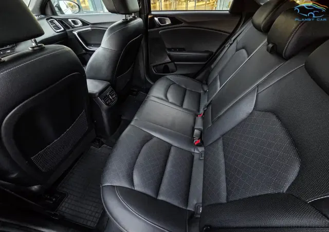 KIA ProCeed 1.6 CRDi DCT7 SCR GT LINE