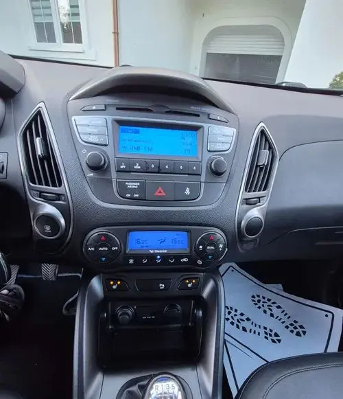 HYUNDAI Ix35 