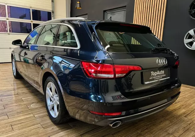 AUDI A4 2.0 TFSI ultra S tronic