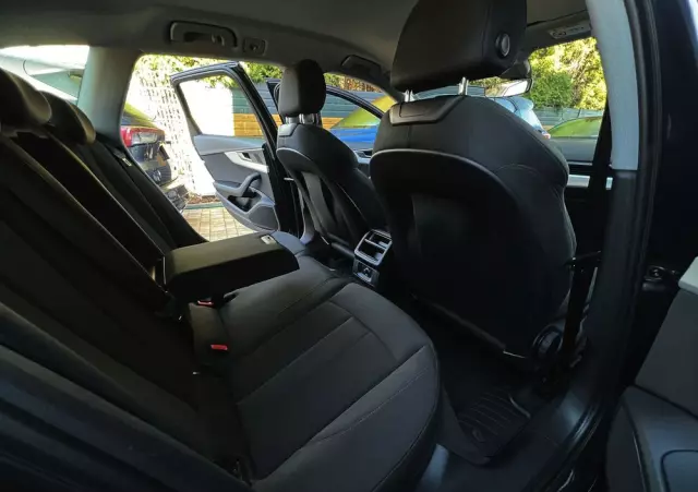 AUDI A4 2.0 TFSI ultra S tronic