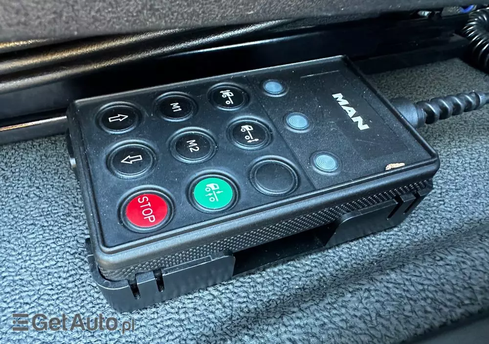 MAN TGM 12.250/E6/zestaw z przyczepą,poduszki P+T/kabina sypialna,automat,klima,webasto, 