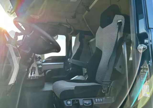 MAN TGM 12.250/E6/zestaw z przyczepą,poduszki P+T/kabina sypialna,automat,klima,webasto, 