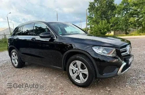 MERCEDES-BENZ GLC 