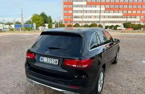 MERCEDES-BENZ GLC 