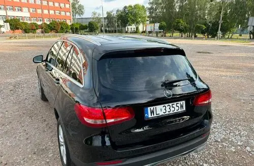 MERCEDES-BENZ GLC 