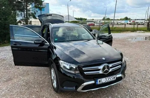 MERCEDES-BENZ GLC 