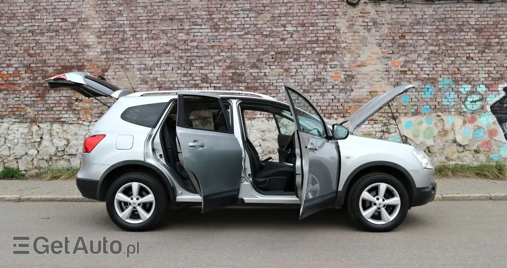 NISSAN Qashqai 2.0 Tekna Pack