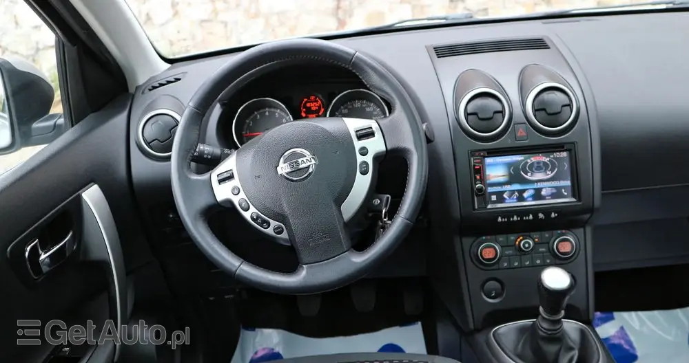 NISSAN Qashqai 2.0 Tekna Pack