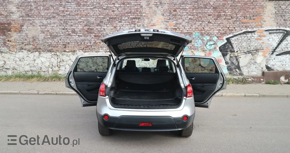 NISSAN Qashqai 2.0 Tekna Pack