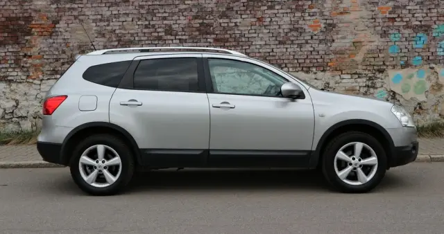 NISSAN Qashqai 2.0 Tekna Pack