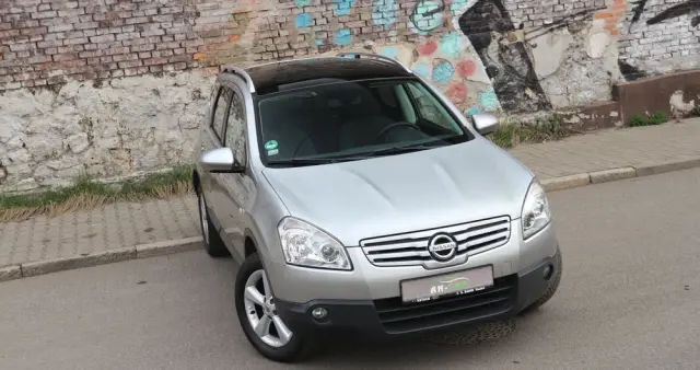 NISSAN Qashqai 2.0 Tekna Pack