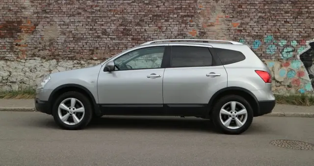 NISSAN Qashqai 2.0 Tekna Pack