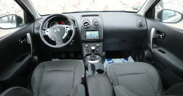 NISSAN Qashqai 2.0 Tekna Pack