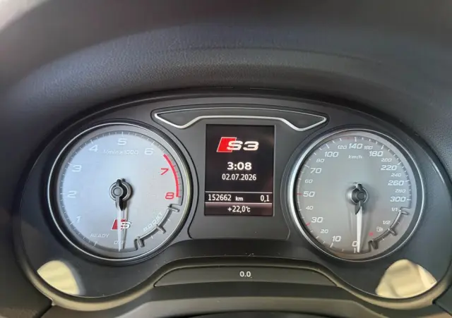 AUDI S3 