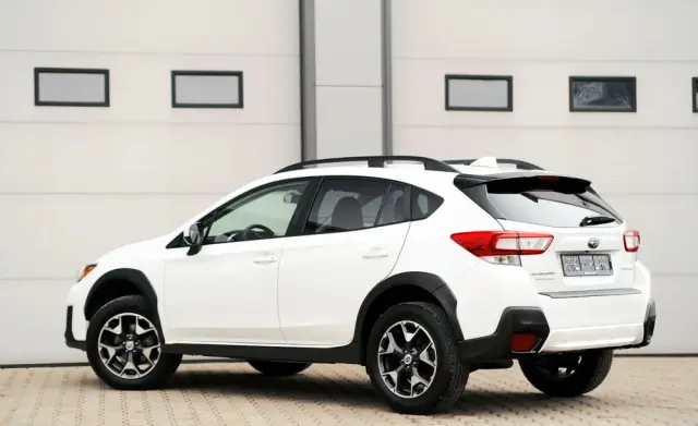 SUBARU Crosstrek 