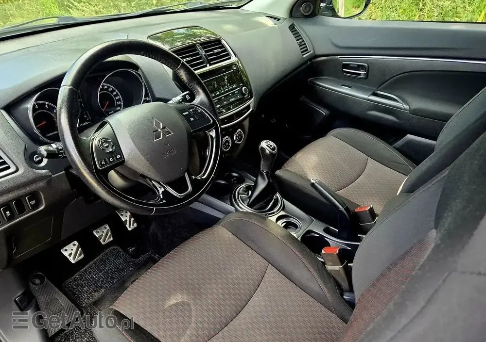 MITSUBISHI ASX 1.6 Invite