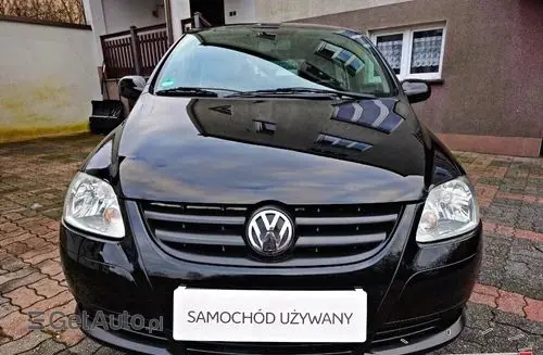 VOLKSWAGEN Fox 