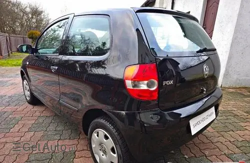 VOLKSWAGEN Fox 