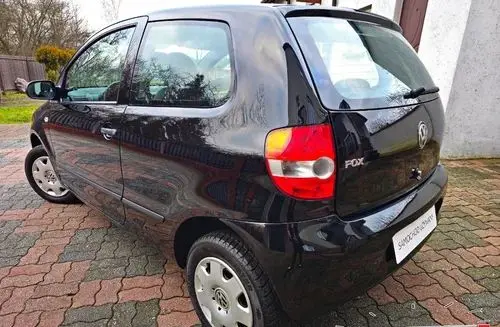 VOLKSWAGEN Fox 
