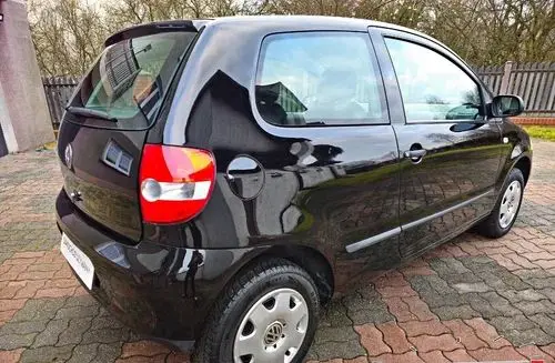 VOLKSWAGEN Fox 