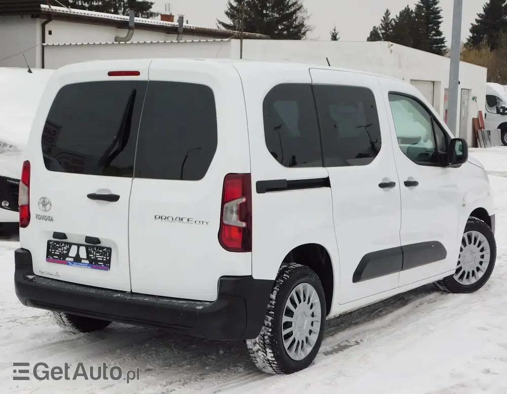 TOYOTA Proace City Verso 1.5 D-4D Family