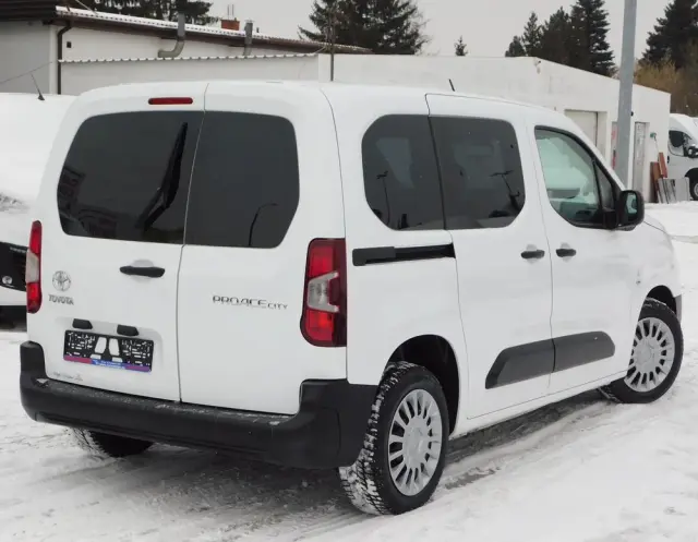 TOYOTA Proace City Verso 1.5 D-4D Family