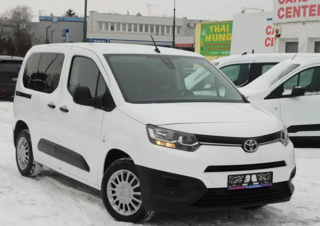 TOYOTA Proace City Verso 1.5 D-4D Family