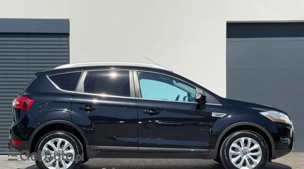 FORD Kuga 2.0 TDCi 2x4 Titanium