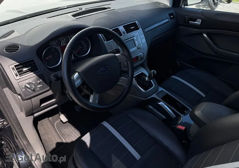 FORD Kuga 2.0 TDCi 2x4 Titanium