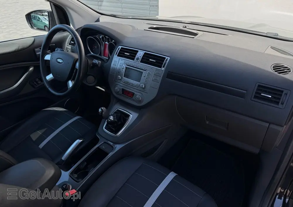 FORD Kuga 2.0 TDCi 2x4 Titanium