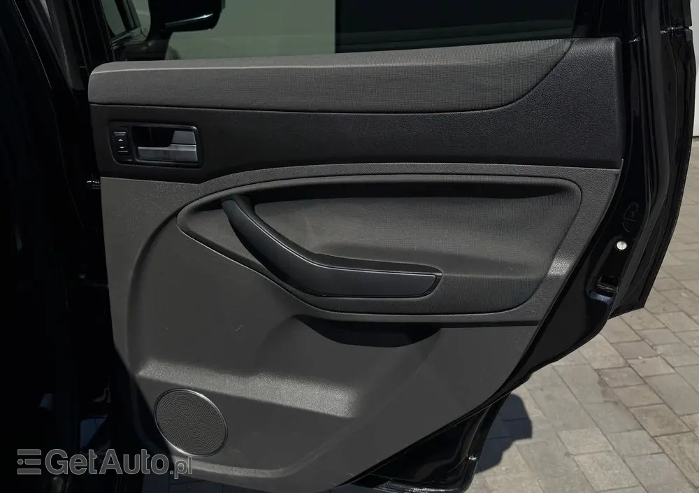FORD Kuga 2.0 TDCi 2x4 Titanium