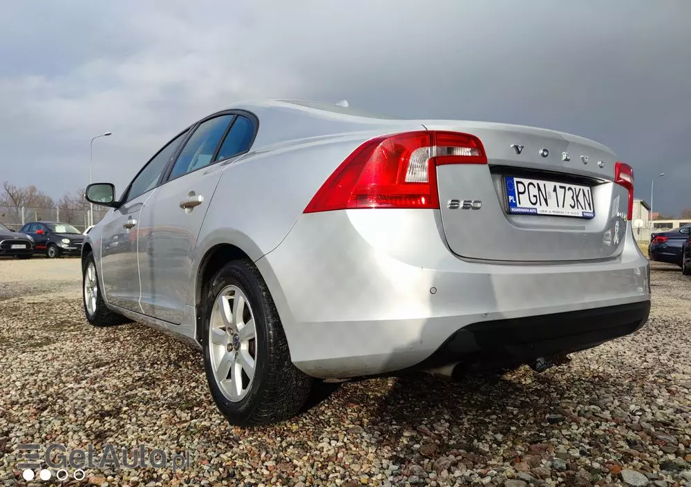 VOLVO S60 DRIVe