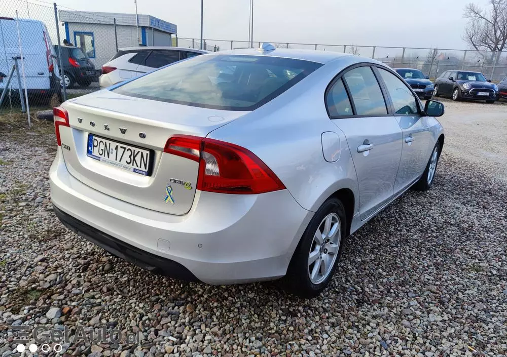 VOLVO S60 DRIVe