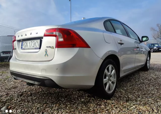 VOLVO S60 DRIVe