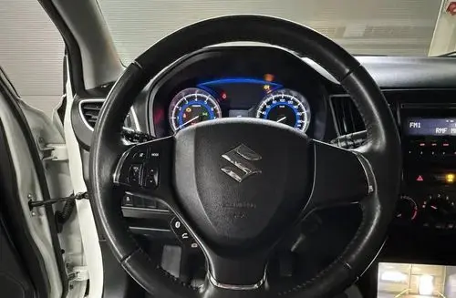 SUZUKI Baleno 