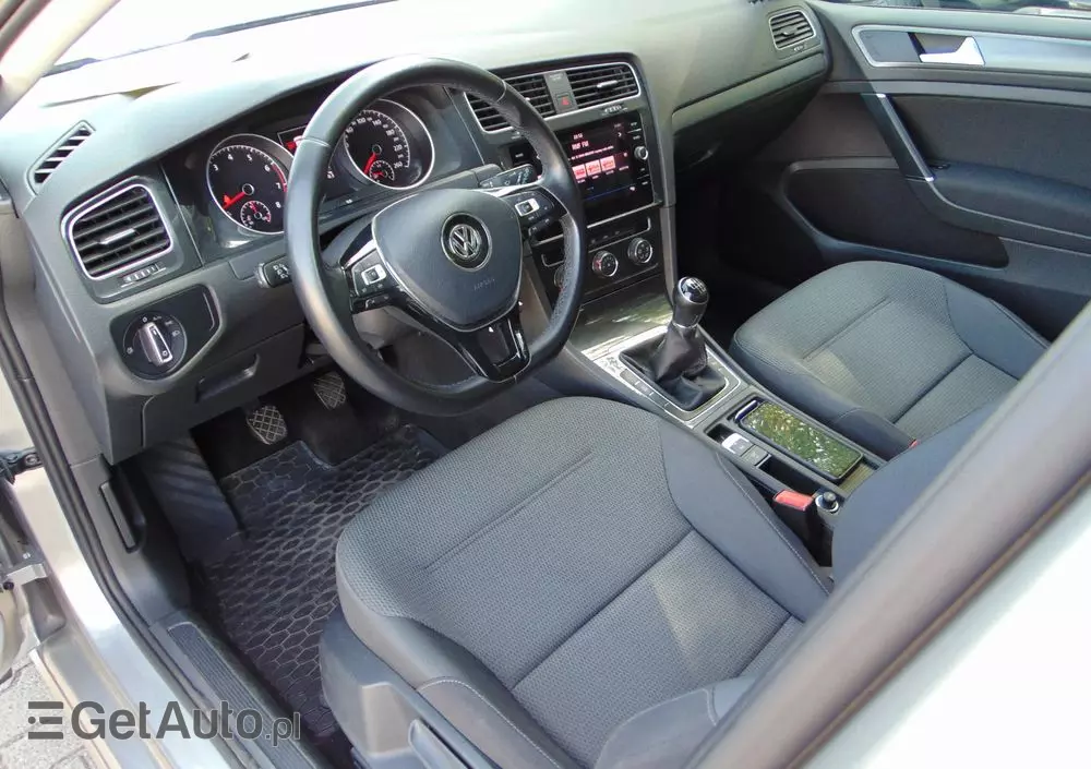 VOLKSWAGEN Golf VII 1.5 TSI BMT Comfortline