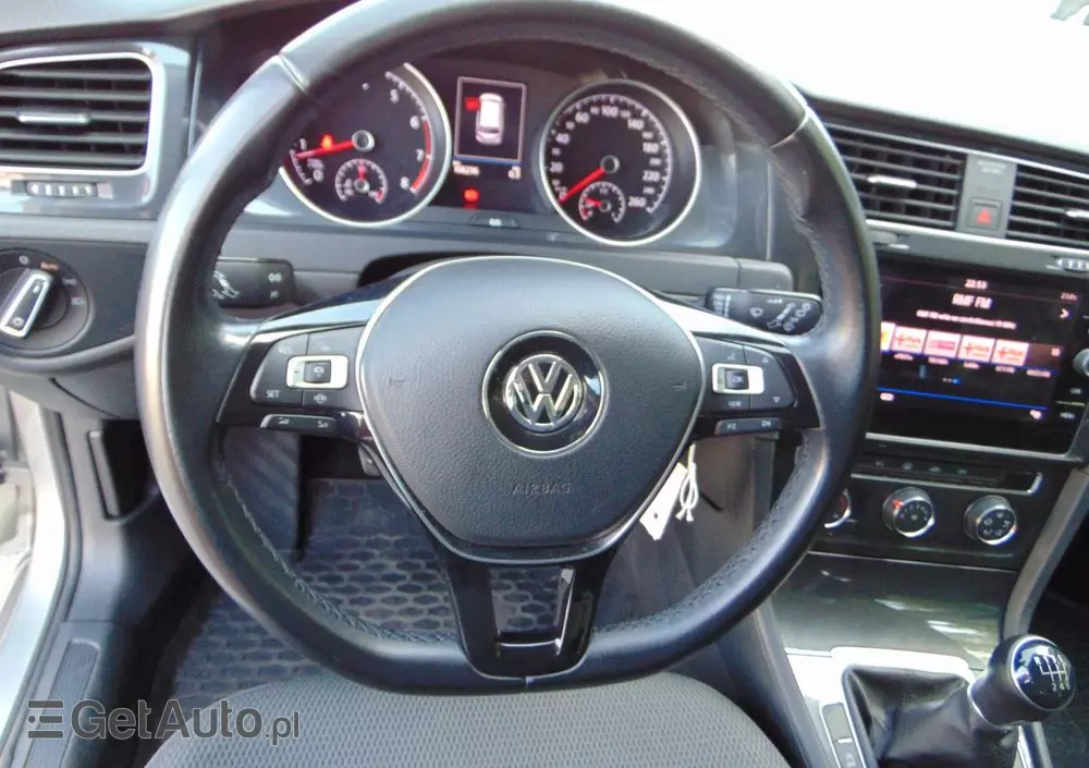 VOLKSWAGEN Golf VII 1.5 TSI BMT Comfortline