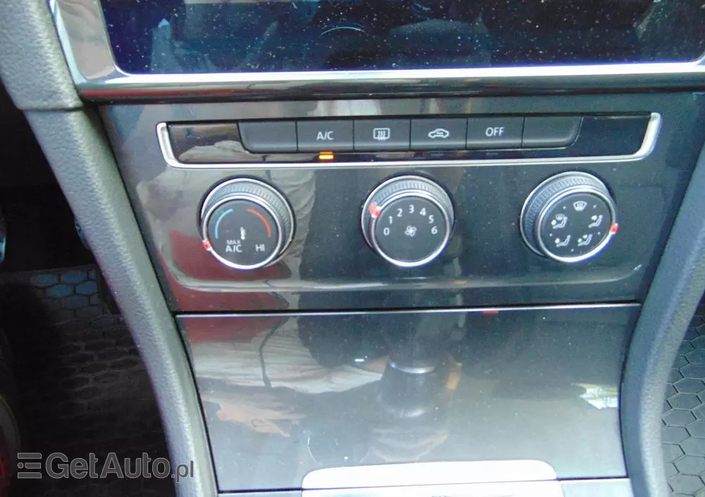 VOLKSWAGEN Golf VII 1.5 TSI BMT Comfortline