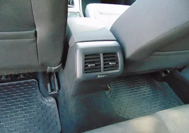 VOLKSWAGEN Golf VII 1.5 TSI BMT Comfortline