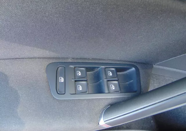 VOLKSWAGEN Golf VII 1.5 TSI BMT Comfortline