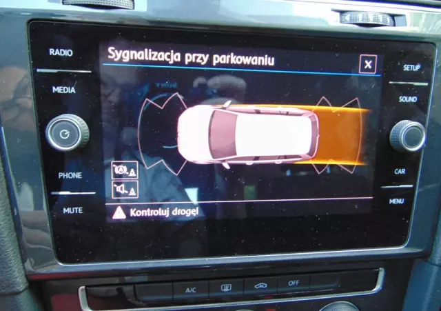 VOLKSWAGEN Golf VII 1.5 TSI BMT Comfortline