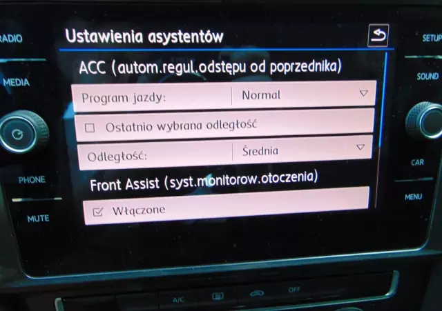 VOLKSWAGEN Golf VII 1.5 TSI BMT Comfortline