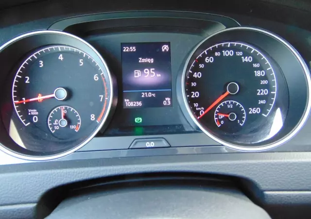 VOLKSWAGEN Golf VII 1.5 TSI BMT Comfortline