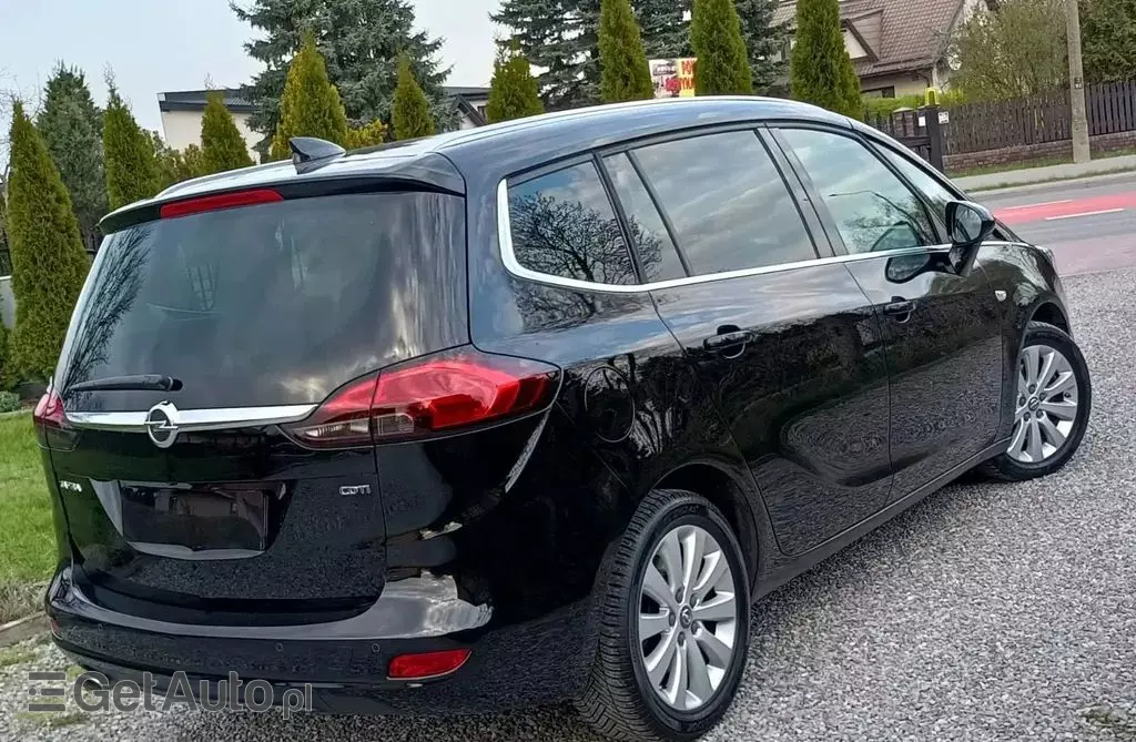 OPEL Zafira 
