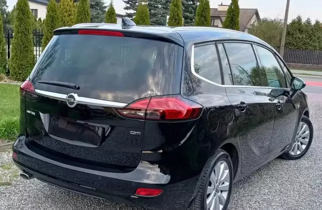 OPEL Zafira 