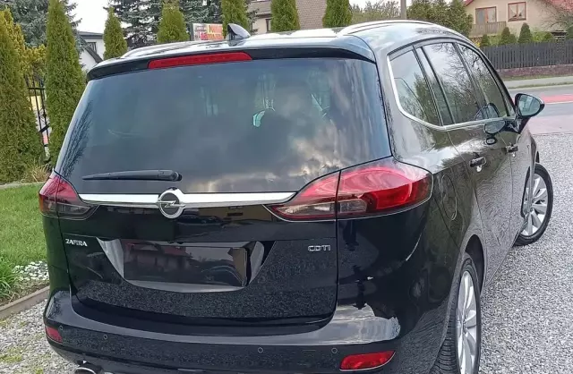 OPEL Zafira 