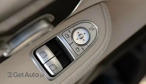 MERCEDES-BENZ Klasa V 