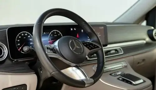 MERCEDES-BENZ Klasa V 