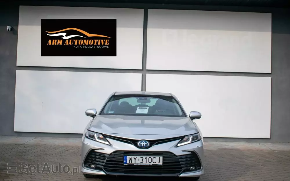 TOYOTA Camry 2.5 Hybrid Prestige CVT